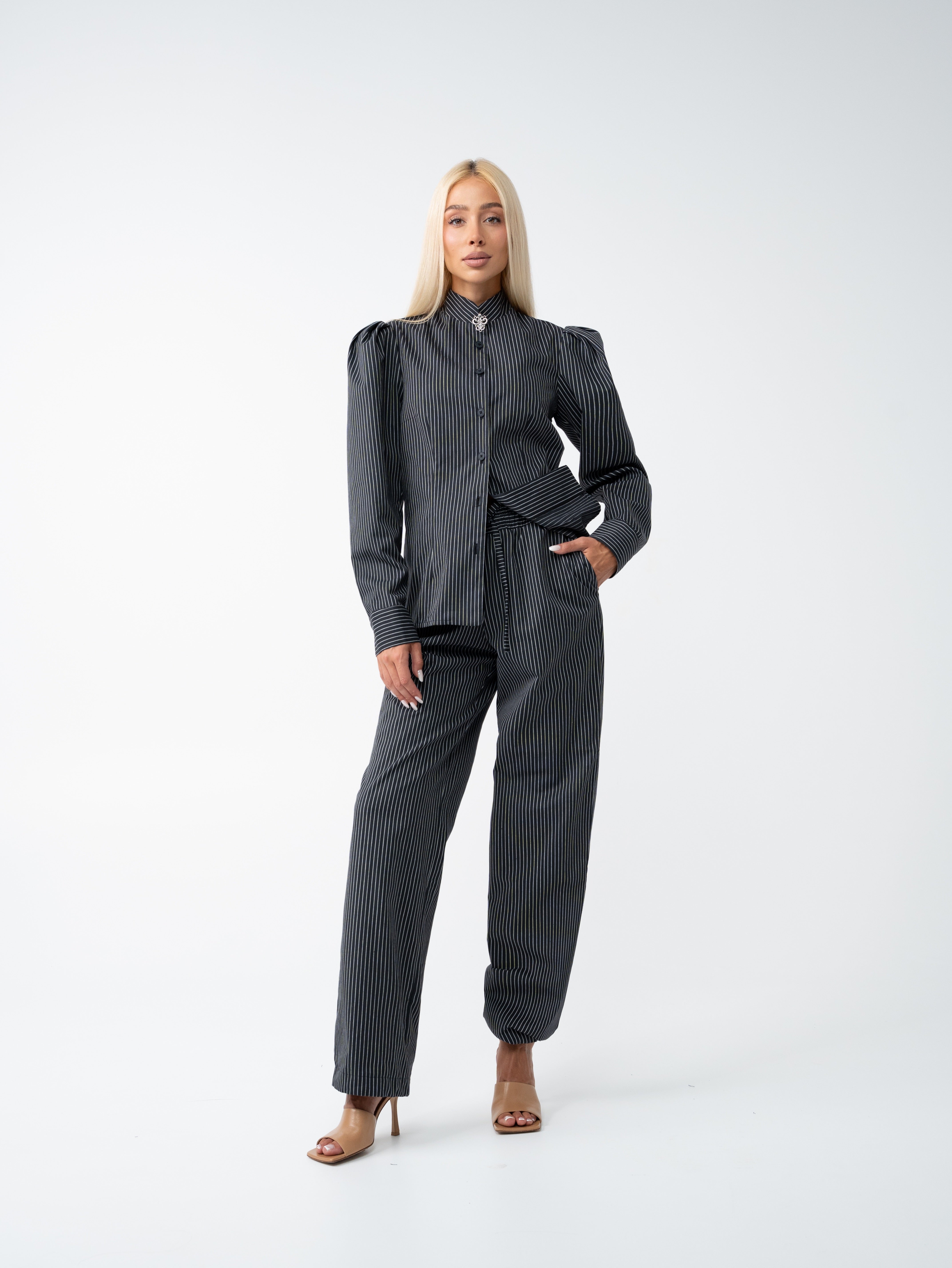 Gathered Fit Shirt